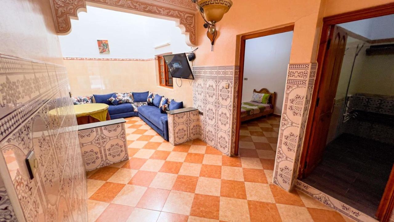 Dar Haut De Gamme Et A Un Prix Imaginaire Hostcom For Families Only Уджда Экстерьер фото